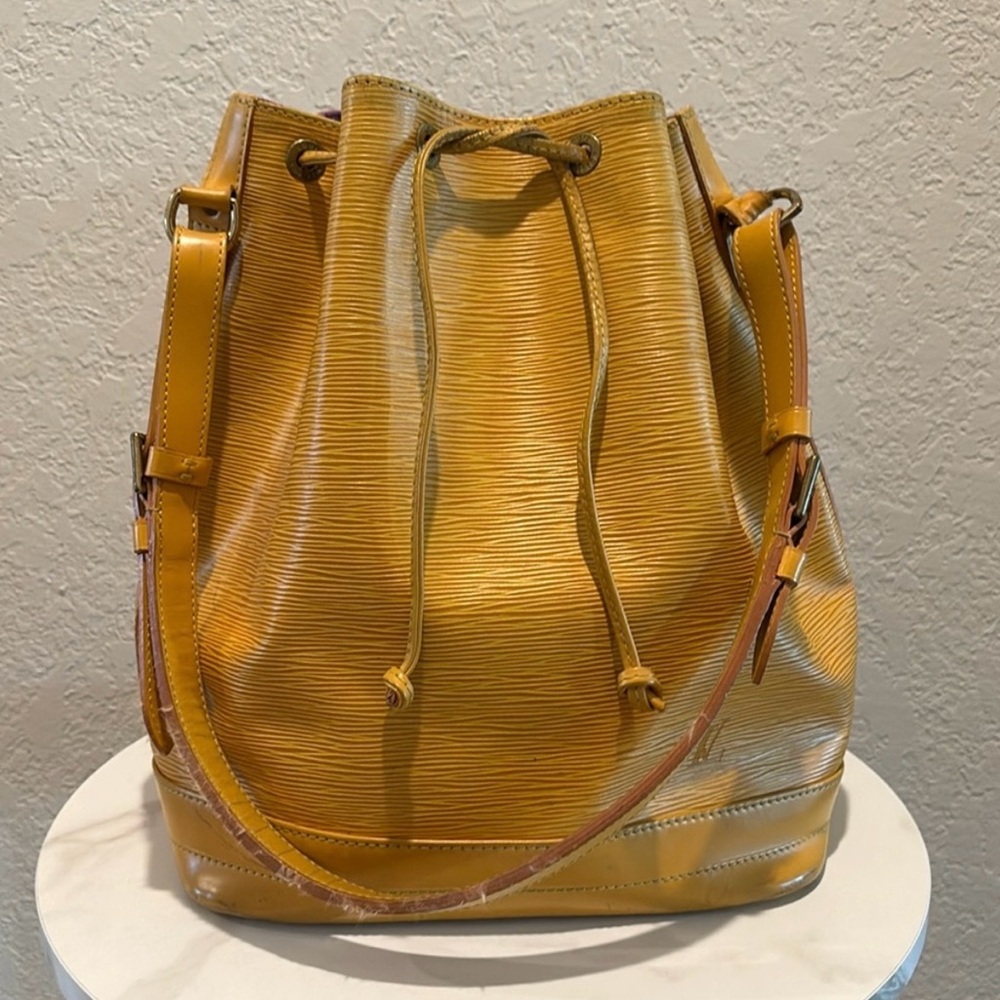 Louis Vuitton Noe Yellow Epi Leather Bucket Bag